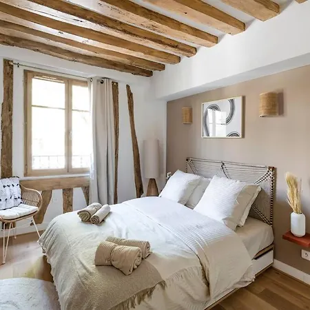 Pavillon Eden - Le Cocon - Le Marais Apartment
